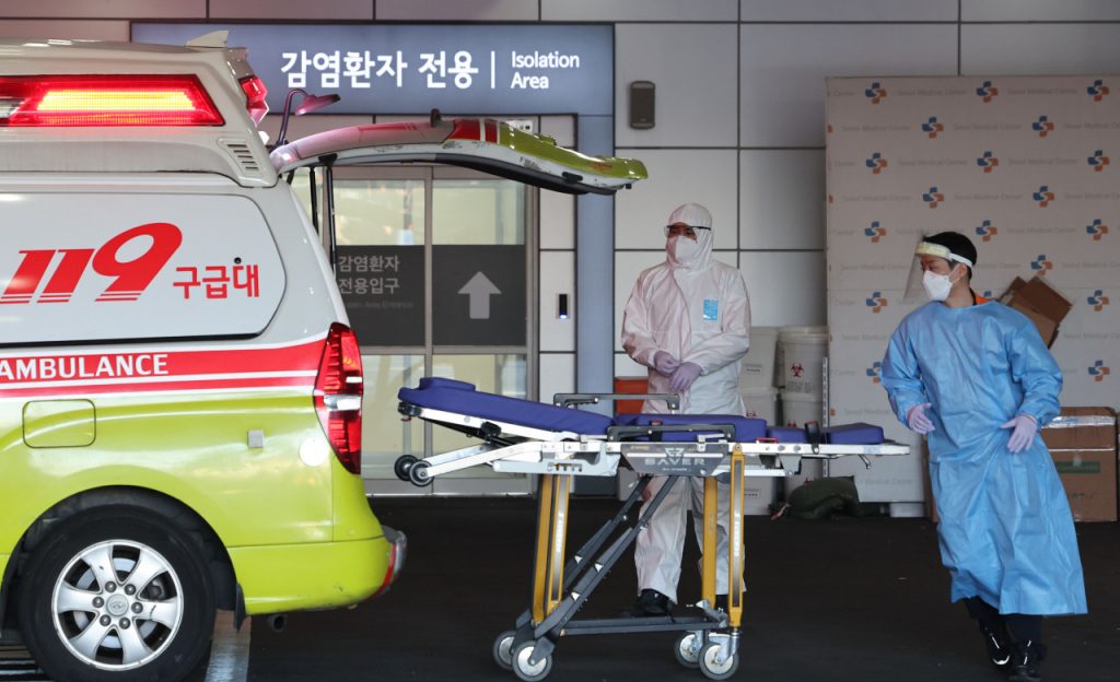 An Ambulance in from of the ER in Korea