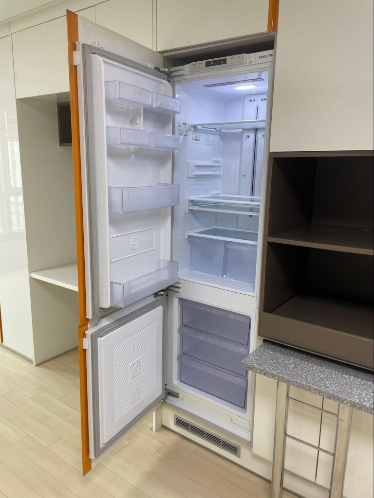 Built in fridge in Korean officetel