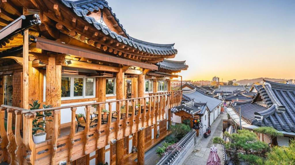 A traditional accomodation called Laon Hanok Gguliam in Jeonju South Korea